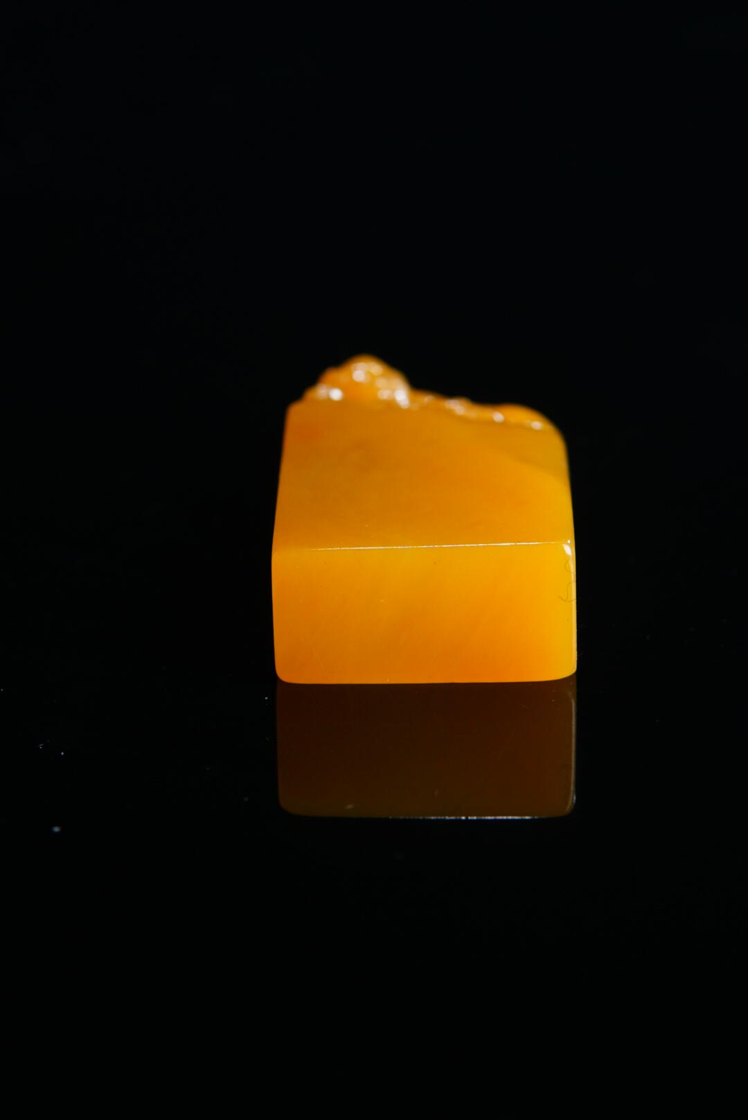 方寸藏珍·寿山田黄印章专场（一） 寿山田黄石《獬豸》扁章