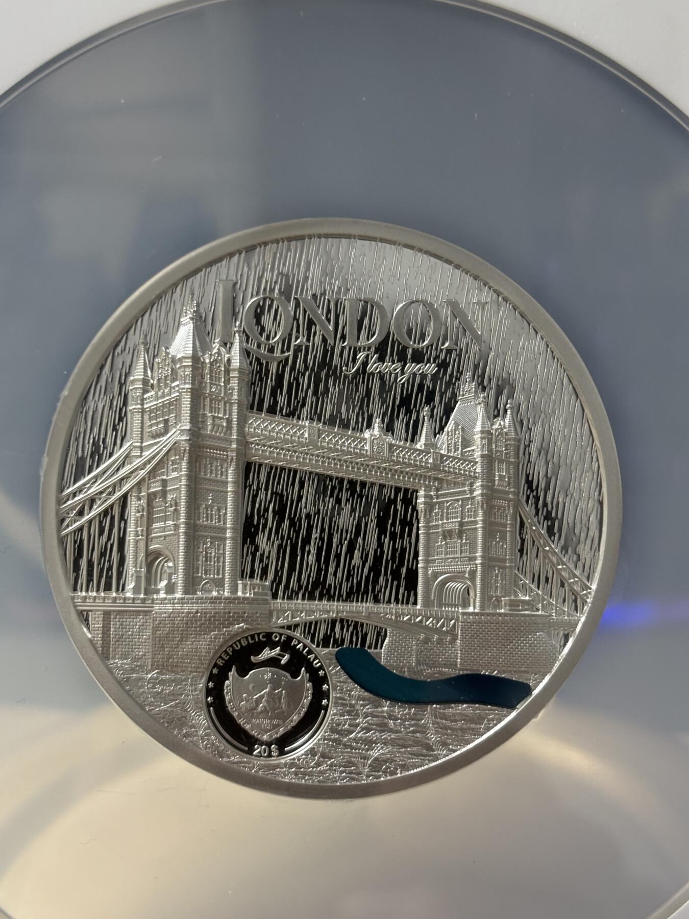 第189期拍卖 帕劳2023年城市蒂凡尼伦敦镶玻璃纪念银币NGC-PF70无盒无证书，999银，3盎司，发行999枚