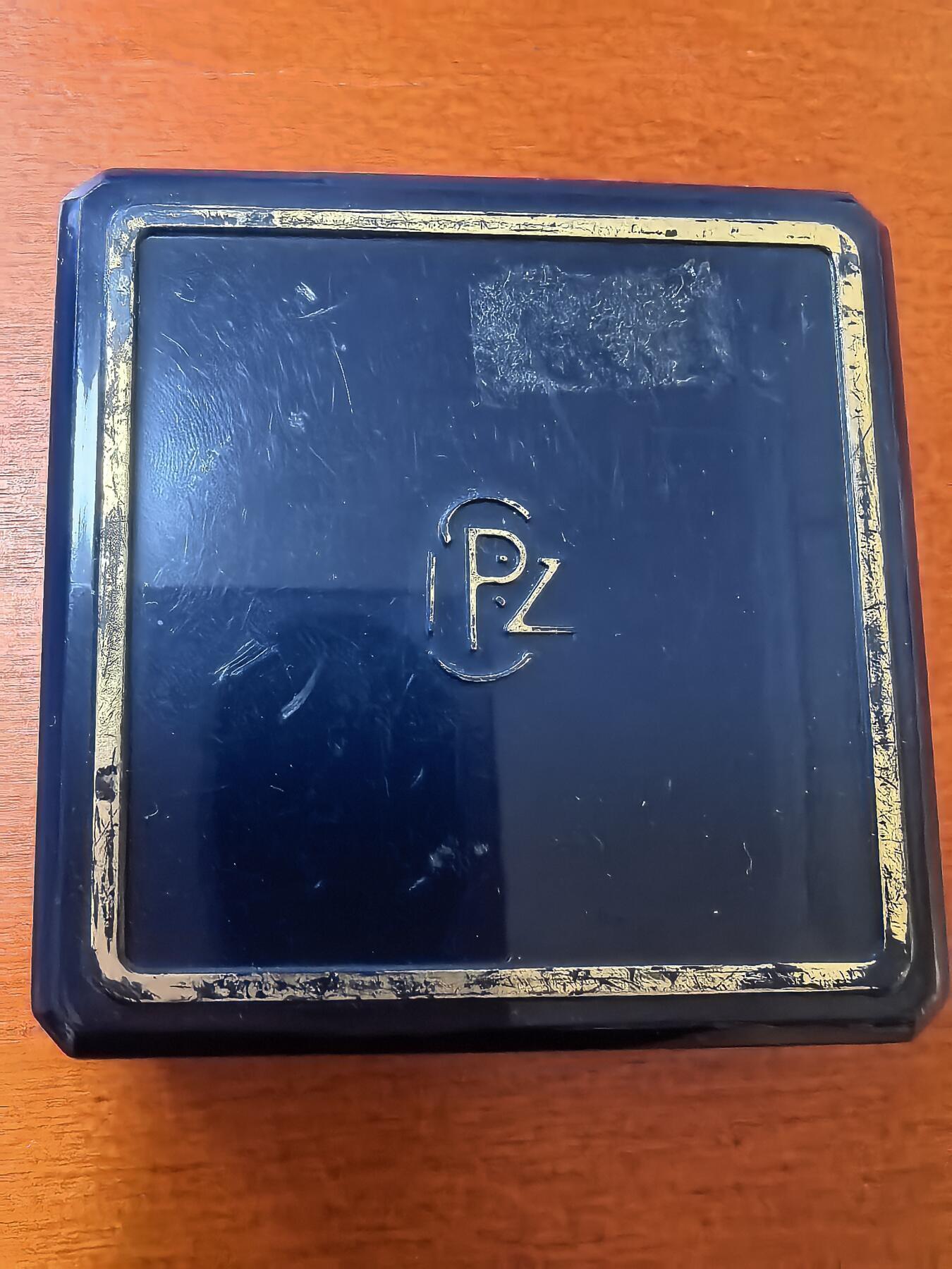 长老汇蛇年精选第九十四场拍卖 1990意大利担任欧共体主席500里拉银币，11克835银，盒证全，少见