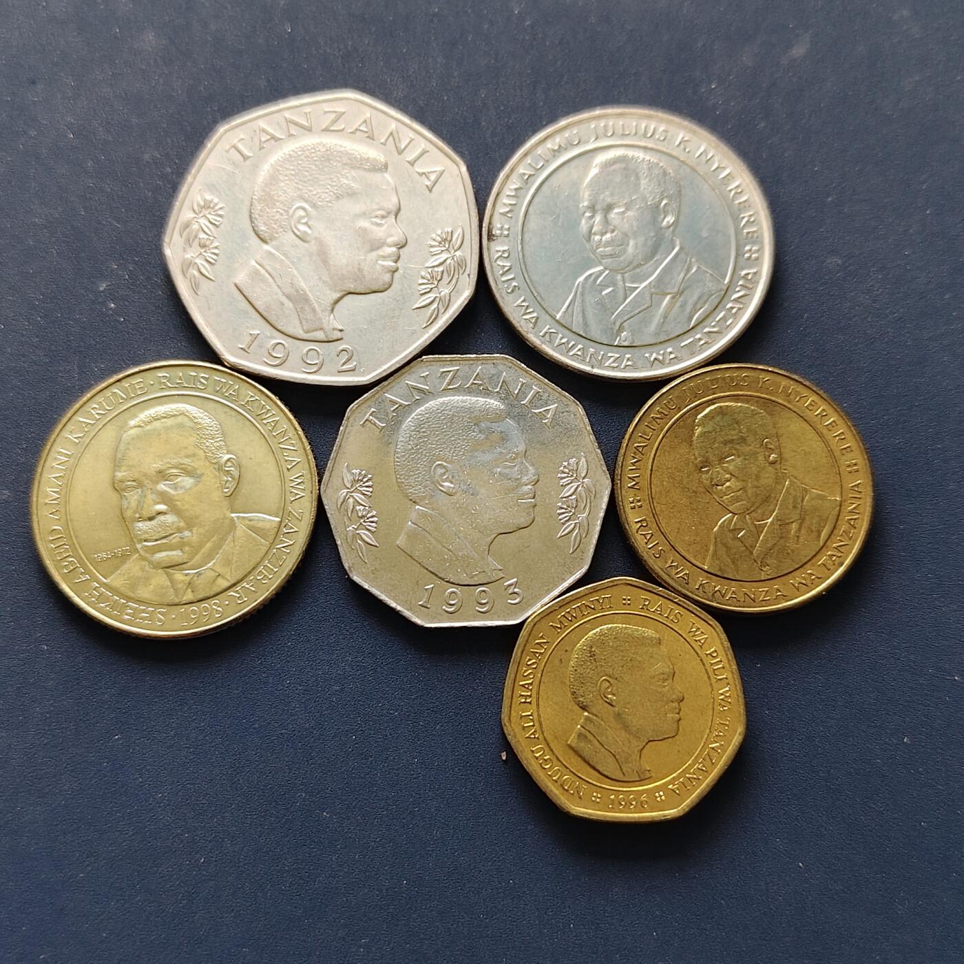 【全场包邮】纯粹捡漏拍496场-持续更新中 坦桑尼亚1992-1998年6枚套币