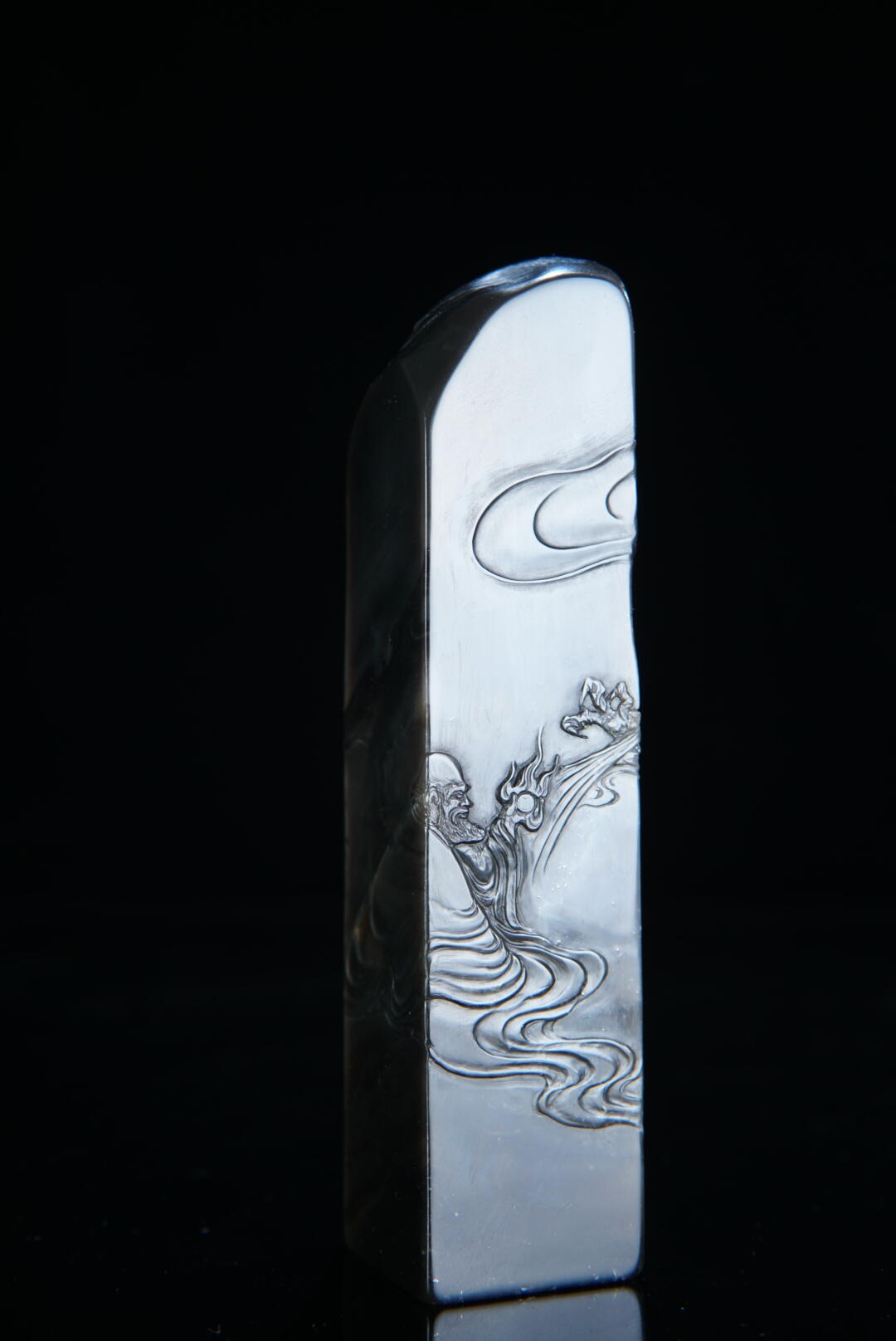 方寸藏珍·寿山田黄印章专场（一） 寿山牛角冻《降龙》印章