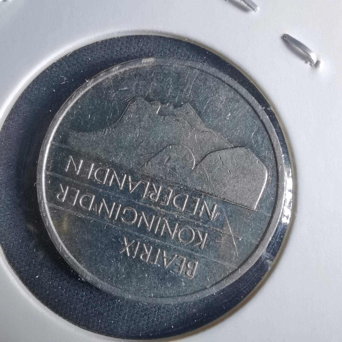 沼泽如烟--第970场 荷兰1987年1盾