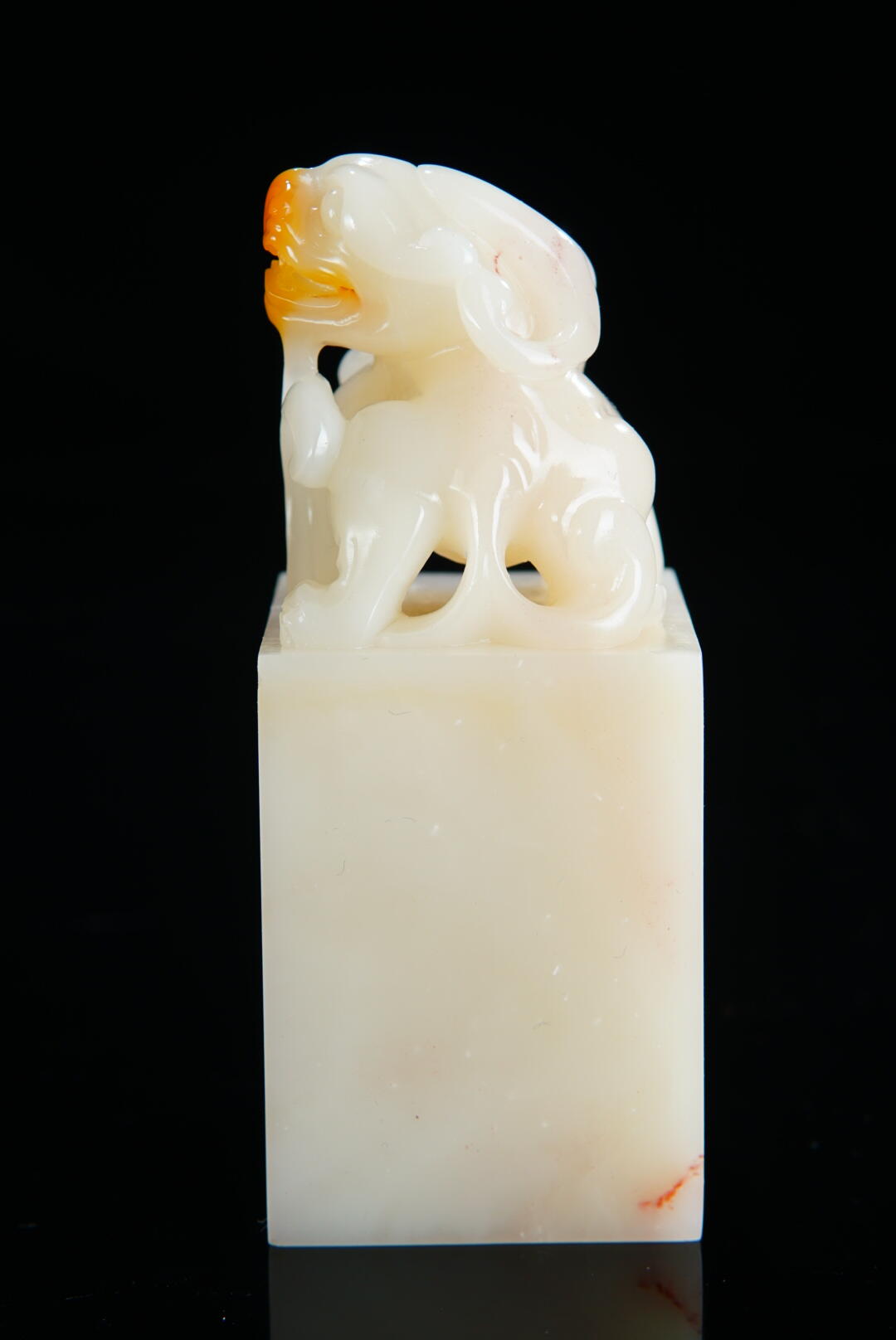 方寸藏珍·寿山田黄印章专场（一） 寿山芙蓉石《獬豸》钮章