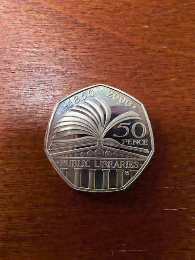 长老汇蛇年精选第九十四场拍卖 - 2000英国公共图书馆50便士7边形精制银币，8克925银，盒证全，证书标2.5万枚，克书标7634枚