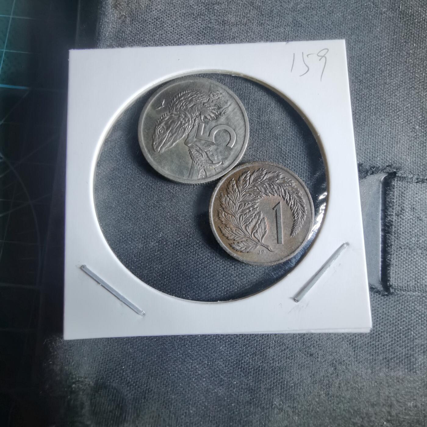 沼泽如烟--第970场 新西兰两枚