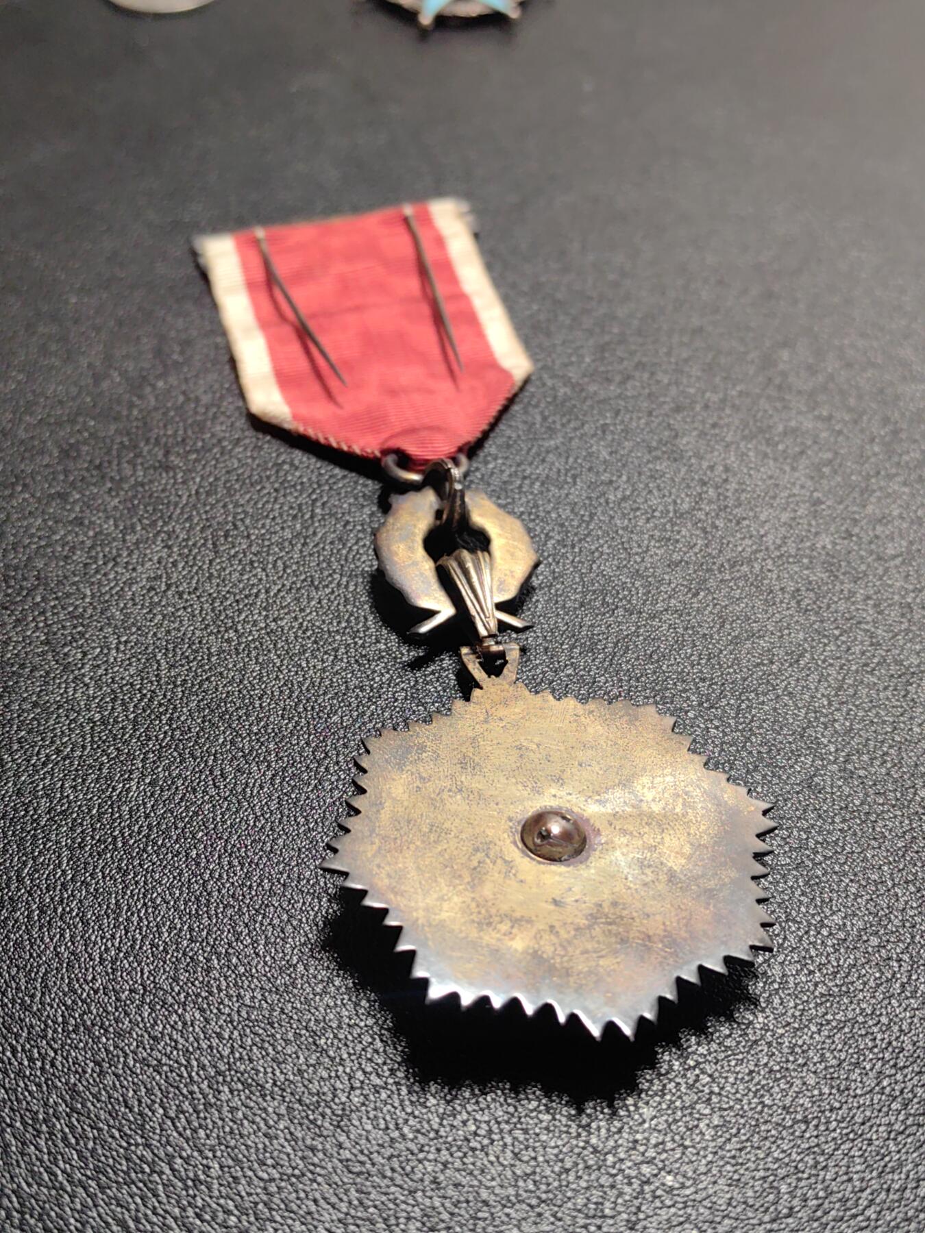 靖甫拍卖第二场 阿根廷五月功勋勋章 原盒略