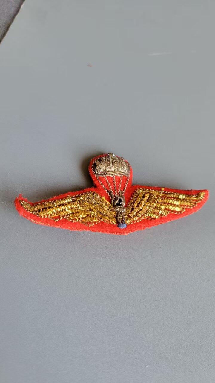 嘉宝良覃世界勋赏第23期拍卖 泰国空军二战热气球观察员证章