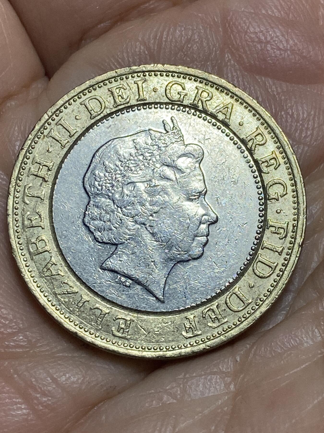 2026年第十三场(总第一百八十二场）外国好品散币场(免佣金) 英国🇬🇧2005年2英镑(1605年詹姆士一世时期，火药阴谋事件400周年纪念币)