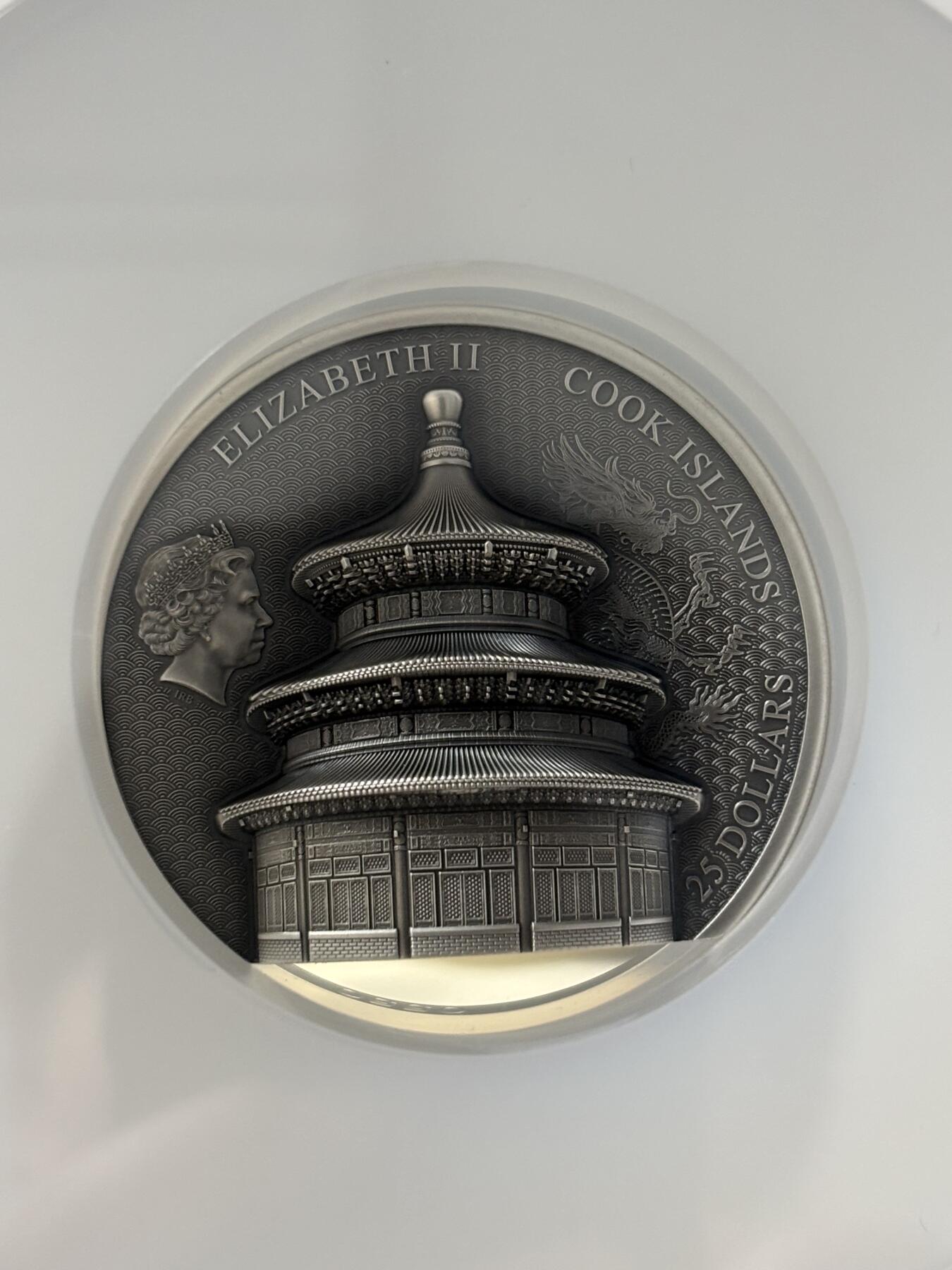 第189期拍卖 库克2023年天坛祈年殿5盎司高浮雕银币NGC-MS70首无盒无证书，999银，发行888枚