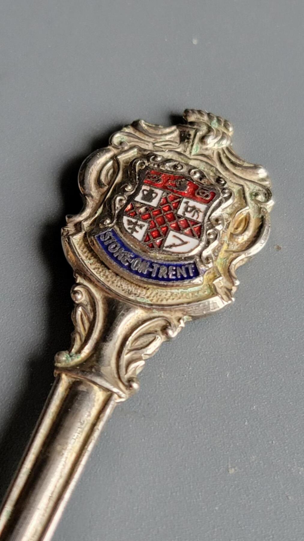 嘉宝良覃世界勋赏第23期拍卖 英国镀银纪念勺