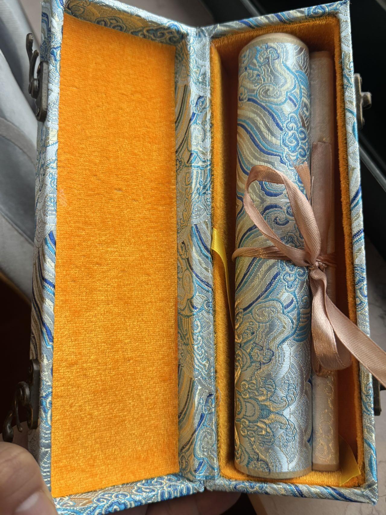 月落卡牌大清仓第5期 文轩出品  红楼十二金钗   卷轴一副