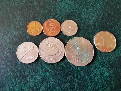 零零发外国硬币拍卖 无佣金 - 斐济一组