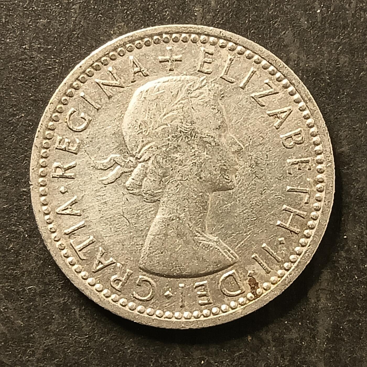 逸泉钱币2026A第五场A各国纸币沙俄散币纪念币系列A702-882 770 英国6便士幸运币