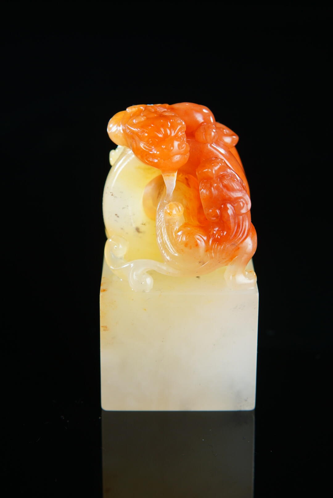 方寸藏珍·寿山田黄印章专场（一） 寿山三彩高山石《双螭穿环》印章