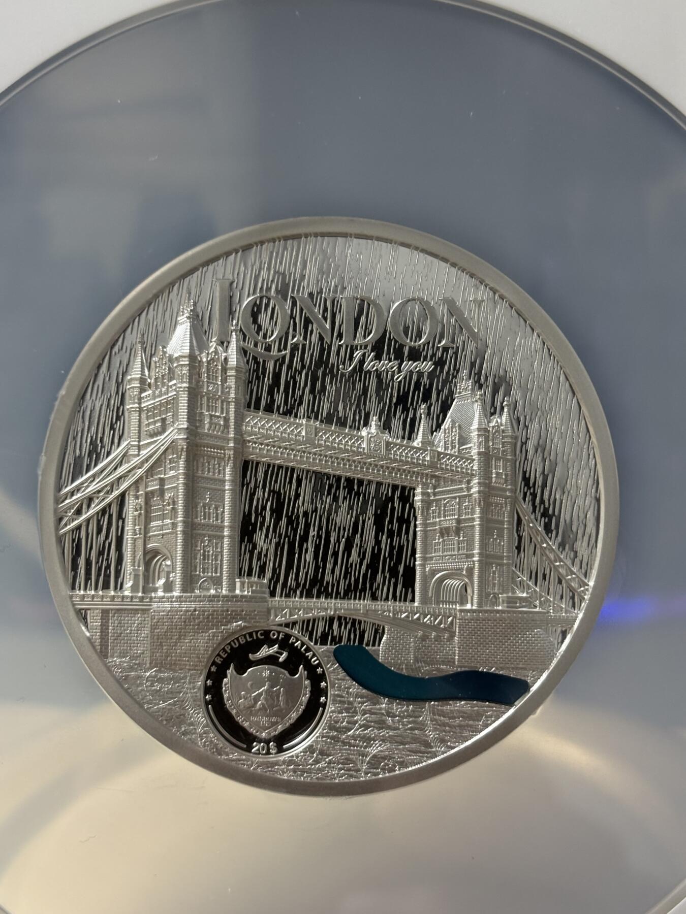 第189期拍卖 帕劳2023年城市蒂凡尼伦敦镶玻璃纪念银币NGC-PF70无盒无证书，999银，3盎司，发行999枚