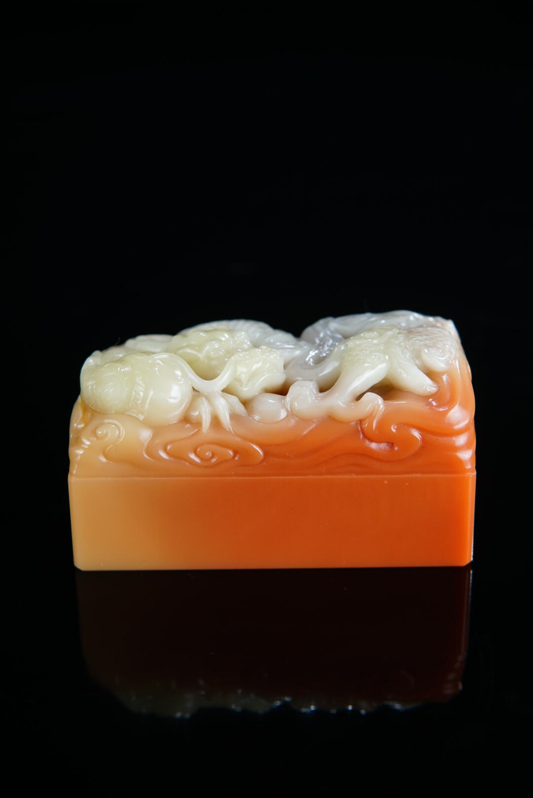 方寸藏珍·寿山田黄印章专场（一） 寿山芙蓉石《盘龙》印章