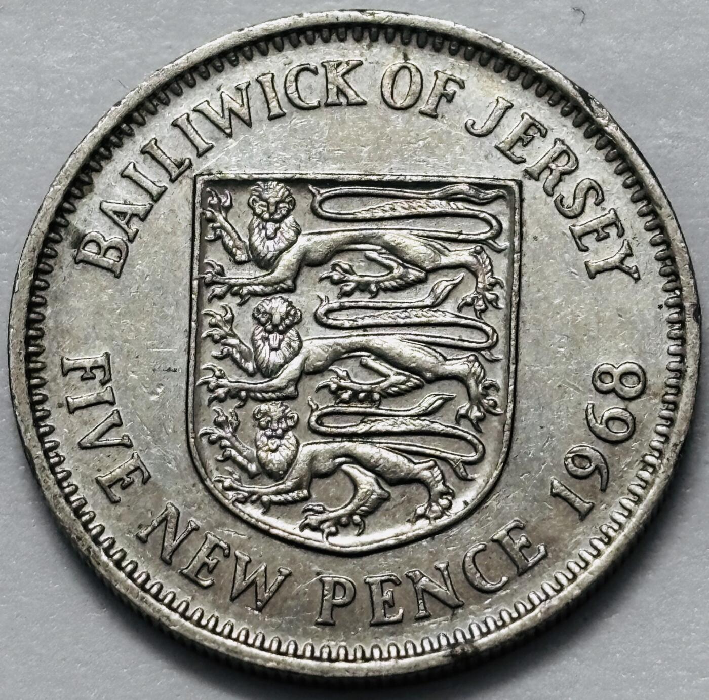 文馨钱币收藏 2026新年第四场（第 290 场）【长期接代拍品】 1968 年泽西岛 5 便士，首发版