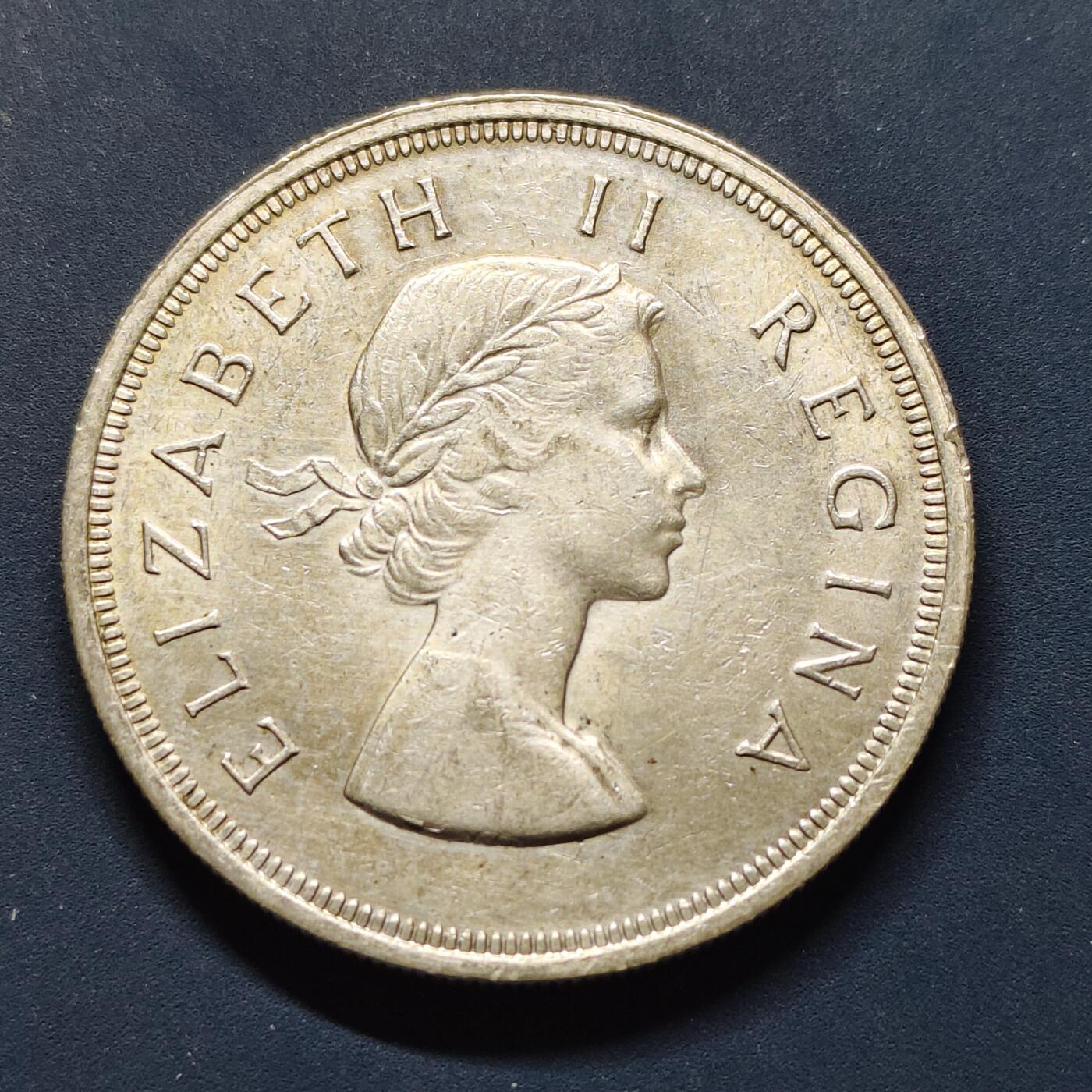 【全场包邮】纯粹捡漏拍497场-持续更新中 南非1956年女王5先令大银币【38.61毫米28.28克50%】