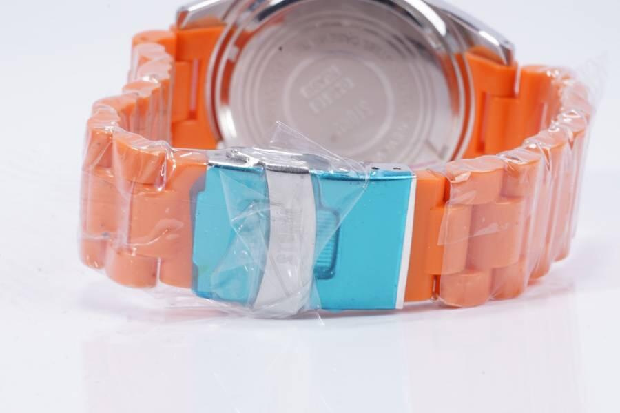 上海都达杂项专场五（全场包邮） STORM牌 橙色石英手表（正常能走）