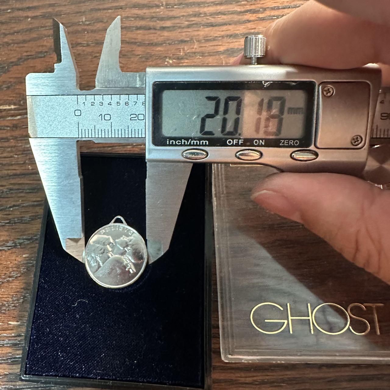 蒂克钱币-第55场 日本章 企业章拍卖 电影《人鬼情未了》（Ghost）在日本上映发行纯银纪念章 20mm 4.58g