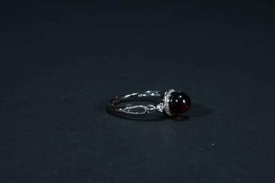 上海都达杂项专场五（全场包邮） - 天然琥珀蛋面戒指 附鉴定证书87-77