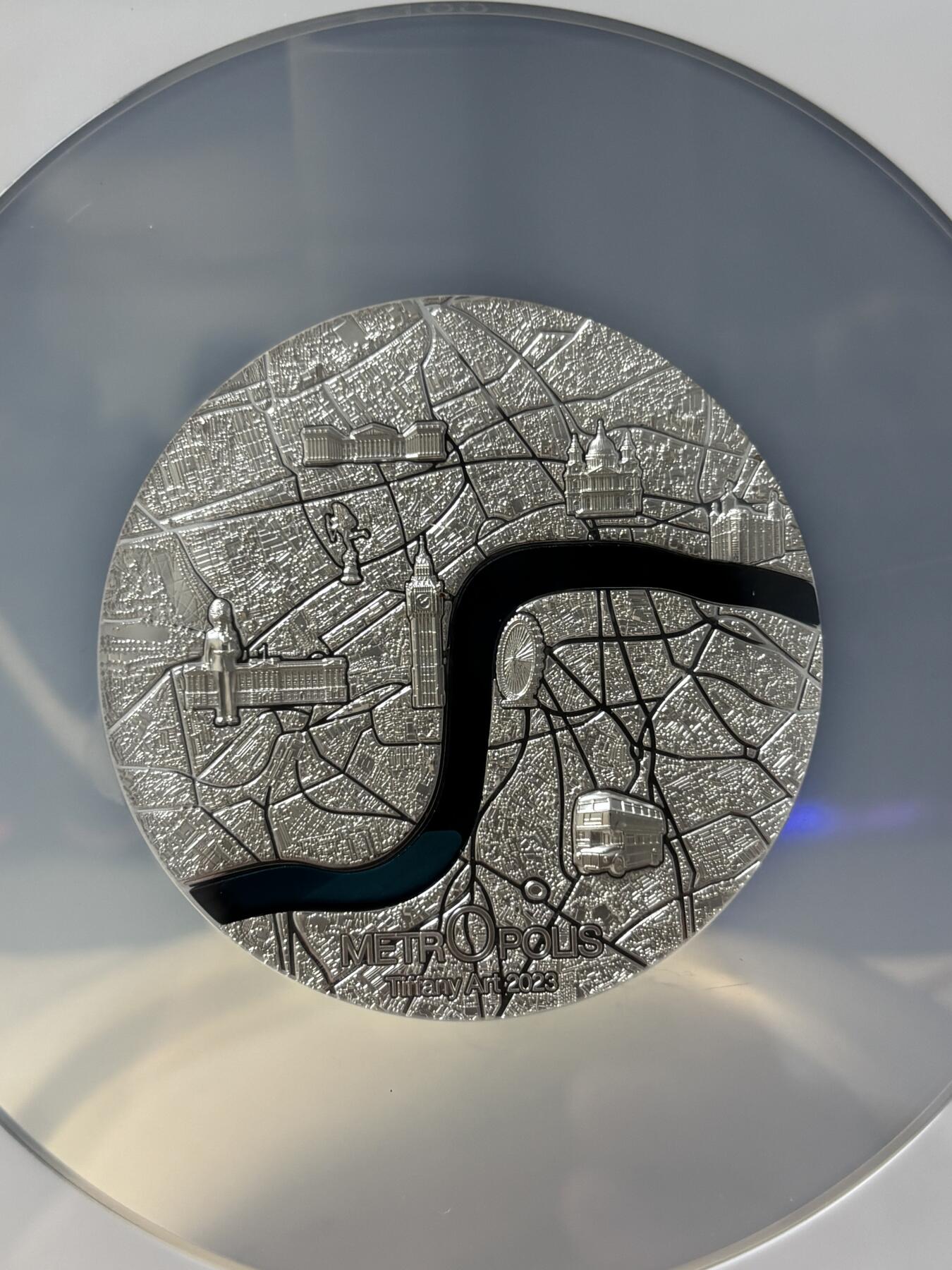 第189期拍卖 帕劳2023年城市蒂凡尼伦敦镶玻璃纪念银币NGC-PF70无盒无证书，999银，3盎司，发行999枚