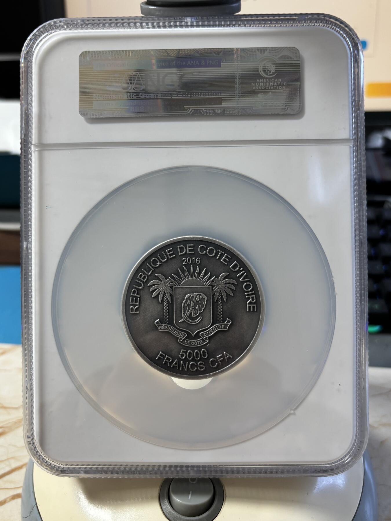 第189期拍卖 科特迪瓦2016年非洲五霸1狮子仿古5盎司银币NGC-MS69无盒无证书，999银，5盎司，发行999枚