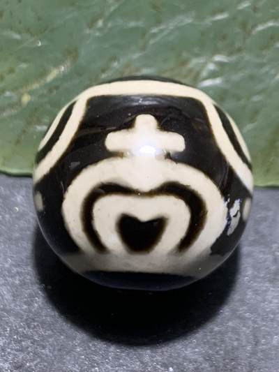 仅此一颗，精品藏传宝瓶天珠一颗 - 仅此一颗，精品藏传宝瓶天珠一颗