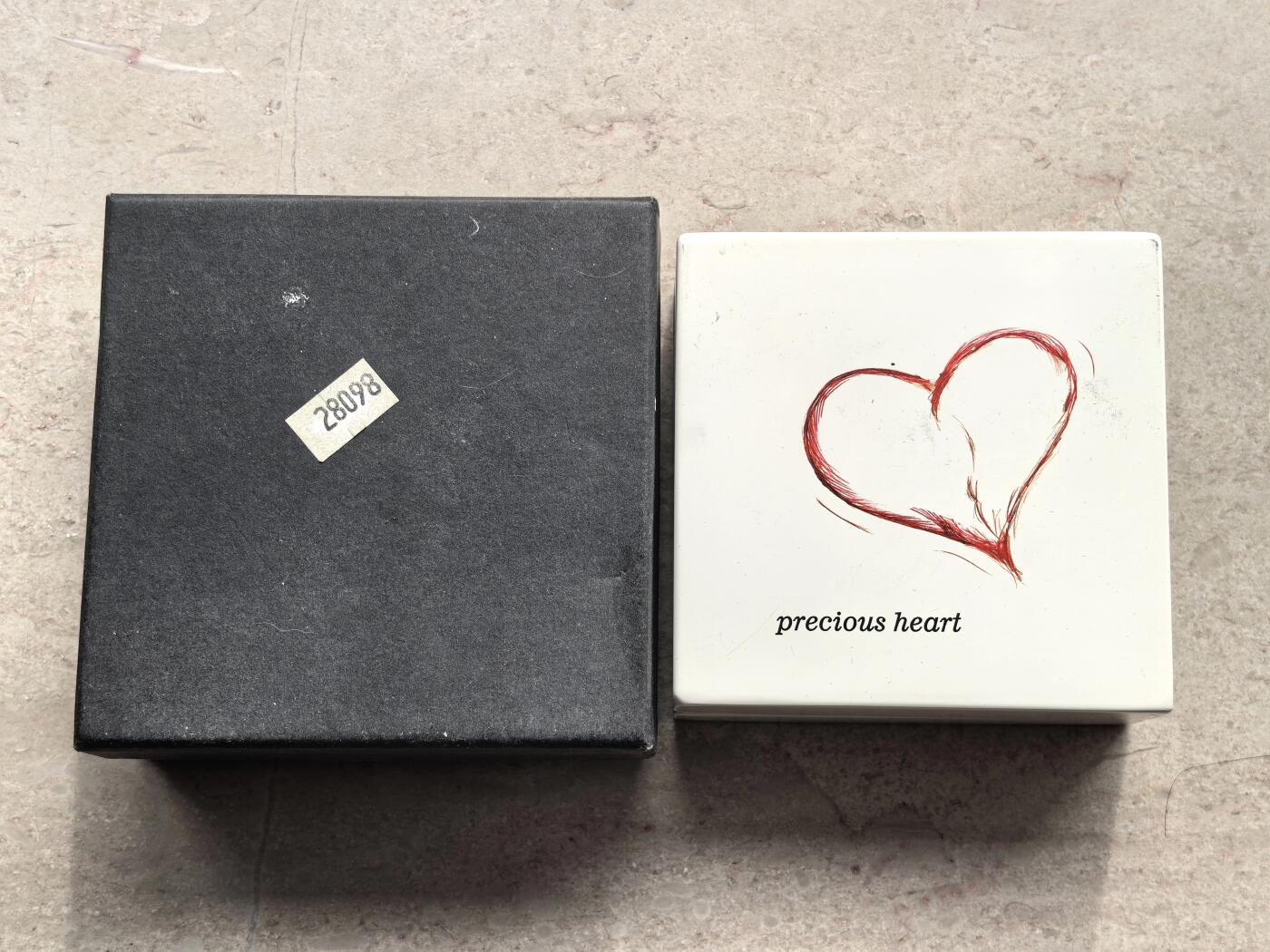 博洋堂世界钱币拍卖第158期（全场包邮） 2018年帕劳5元仿古银币 珍贵的心 1盎司999银 盒证全 发行量：2500