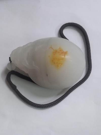 玉石 手镯 手串 手链 - 和田玉手把件。手工雕刻龟。