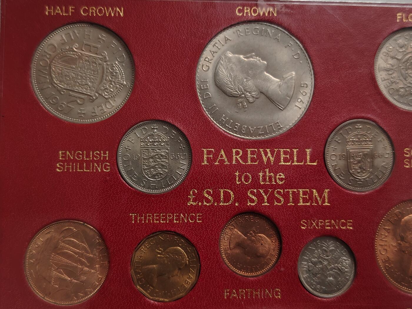 布加迪🐬～世界钱币(上海)🌾第 271 期 /  各国套币和散币 英国🇬🇧 1965～1967年 老版10枚盒装套币