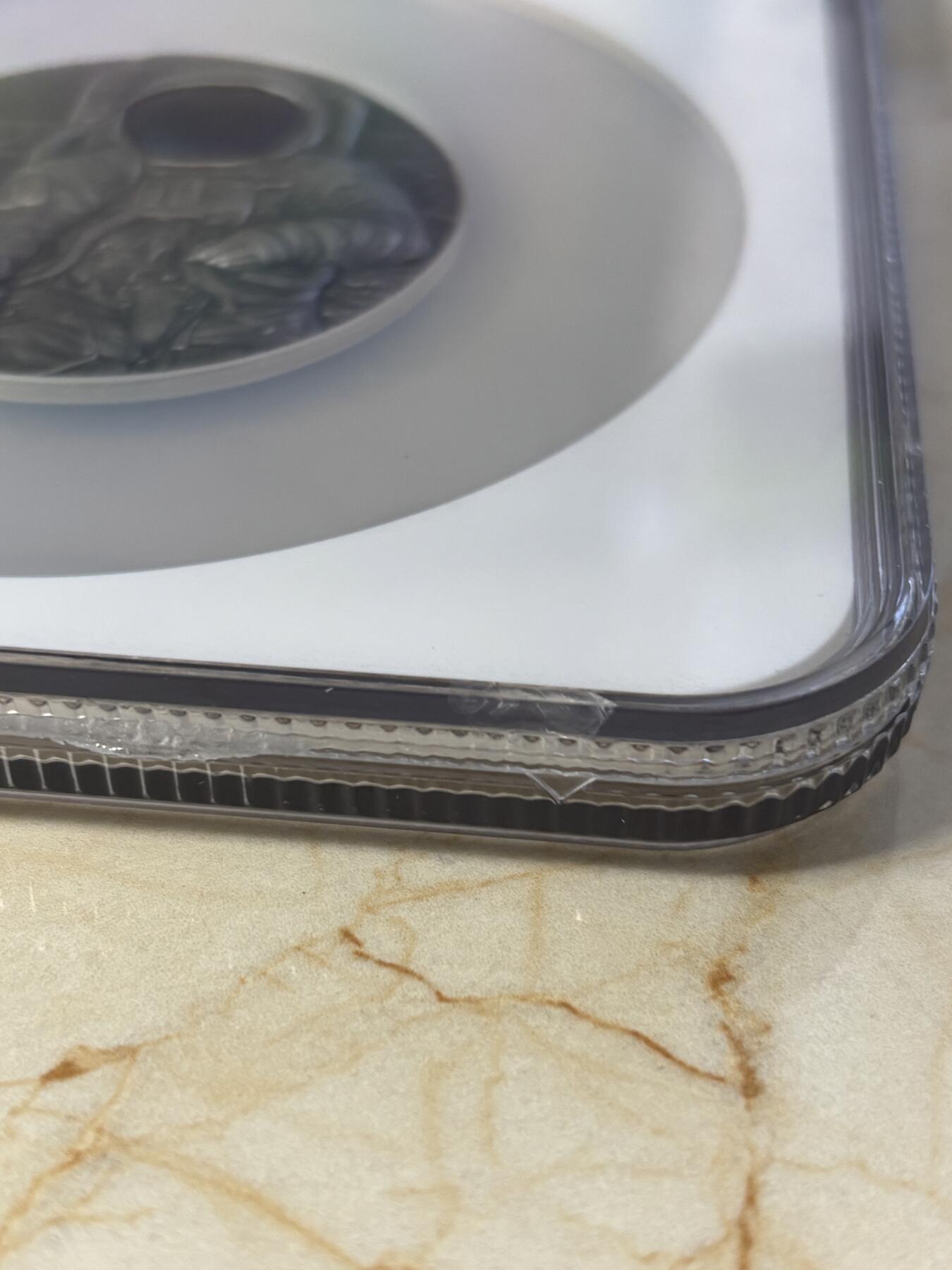 第189期拍卖 喀麦隆2019年阿波罗11号登月50周年3盎司仿古银币NGC-MS70首无盒无证书，999银，发行500枚，评级盒有裂痕