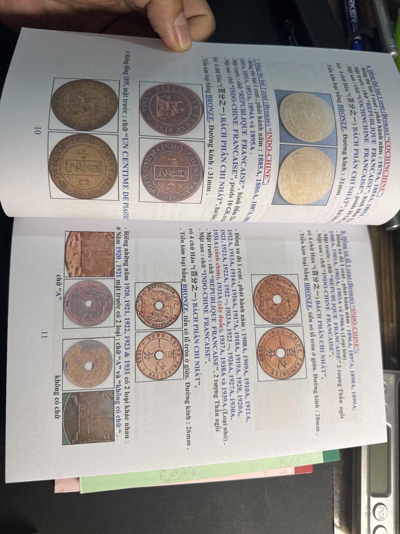 ❤️【币观天下】❤️ 第340期钱币拍卖- 2026.1.23周五晚上6点半场-长期征集拍品 越南钱币协会制作的纸币徽章古币机制币目录共计4本一套内容相当丰富值得收藏