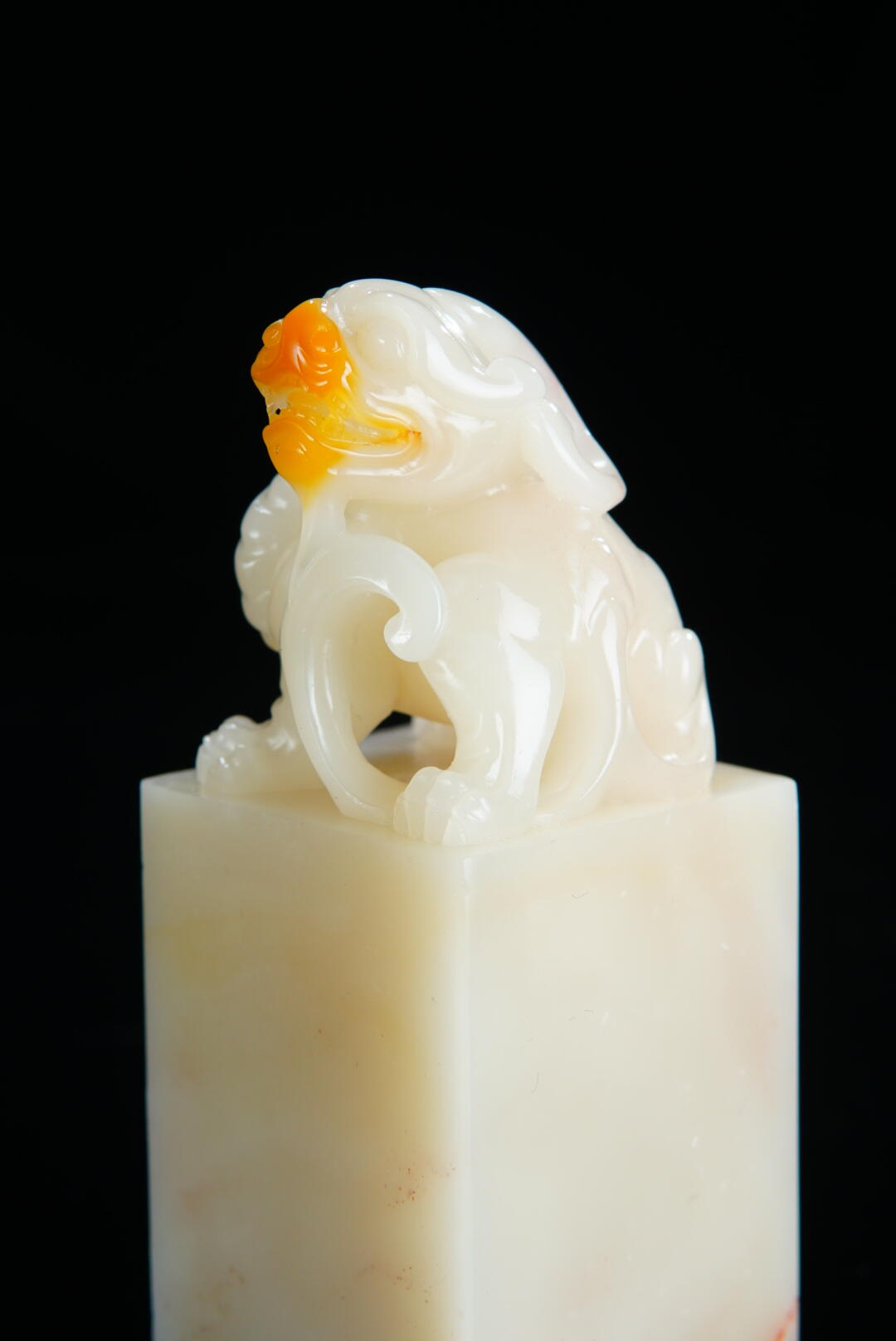 方寸藏珍·寿山田黄印章专场（一） 寿山芙蓉石《獬豸》钮章