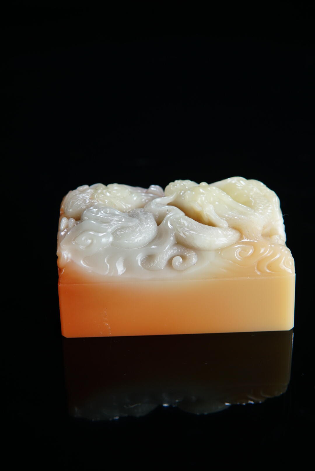 方寸藏珍·寿山田黄印章专场（一） 寿山芙蓉石《盘龙》印章