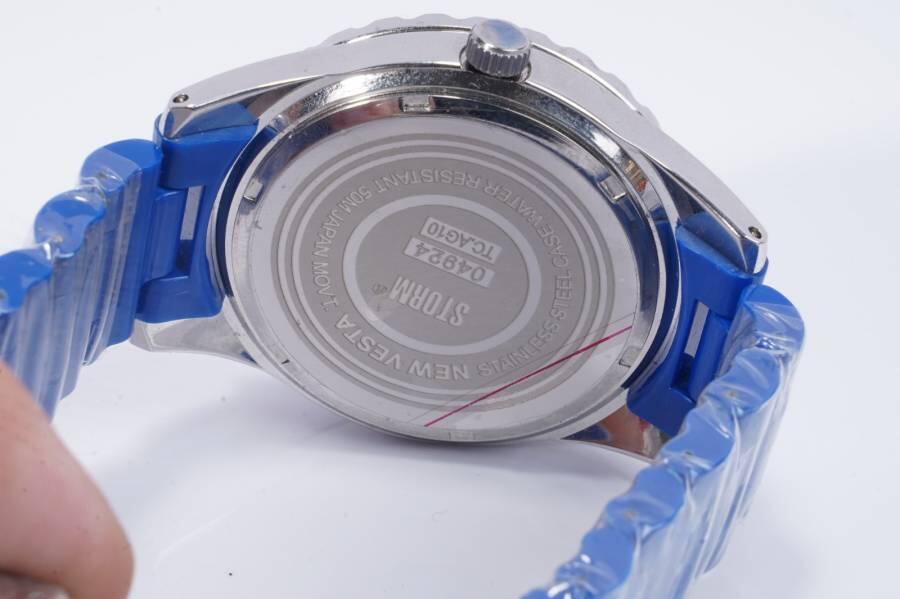 上海都达杂项专场五（全场包邮） STORM牌 蓝色石英手表（正常能走）