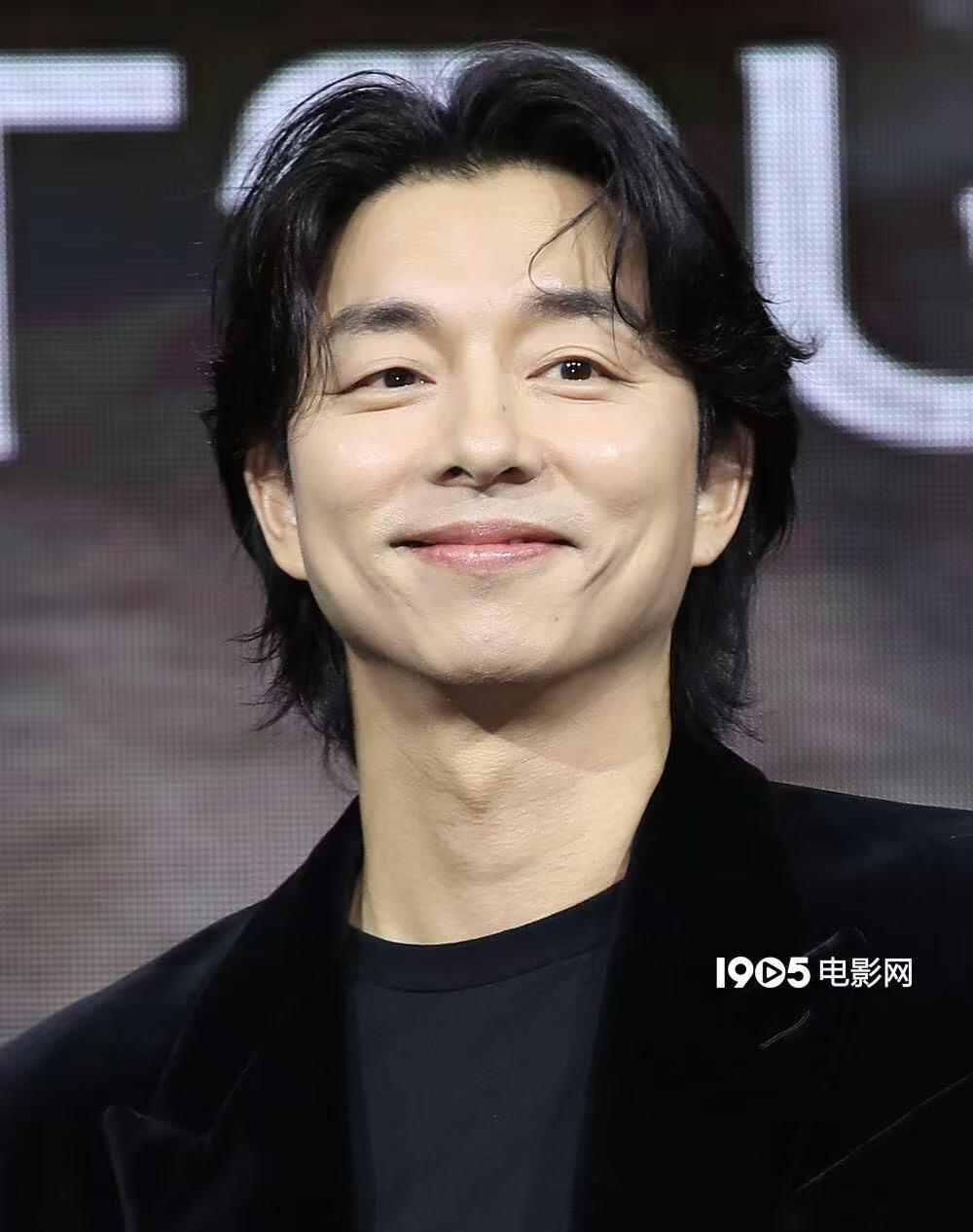 零元拍：想不想玩儿鱿鱼游戏？那就来拍孔刘亲签卡！