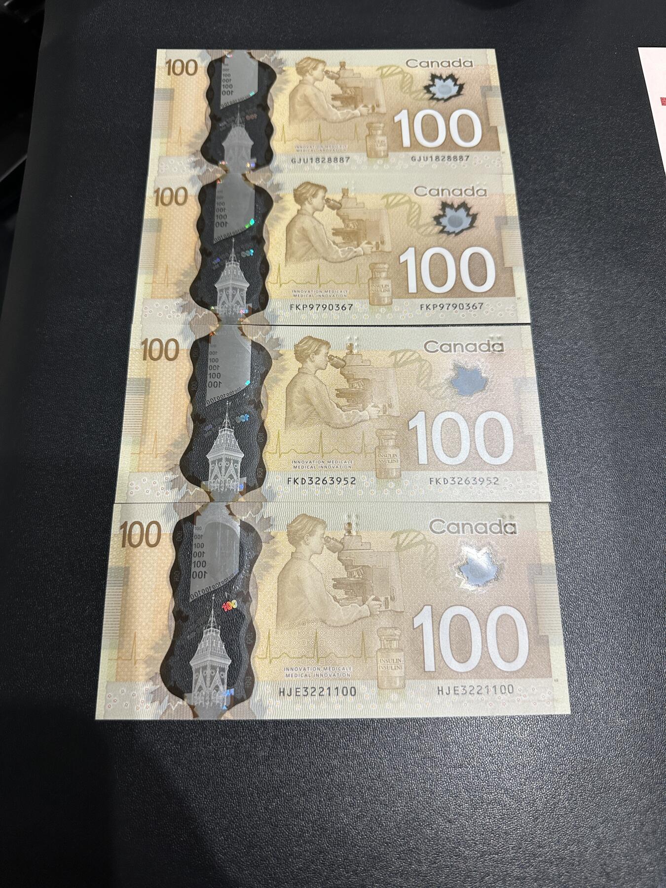 《外钞收藏家》第六百零四期（精品场）（本平台长期征集拍品、欢迎藏友们联系合作） 加拿大100加元 四张一起 四个签名 全新UNC 有两张无47靓号