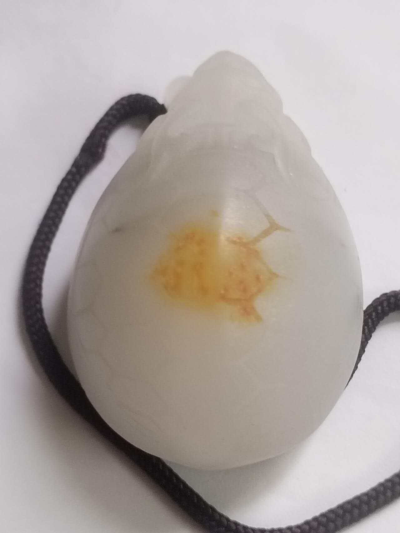 玉石 手镯 手串 手链 和田玉手把件。手工雕刻龟。