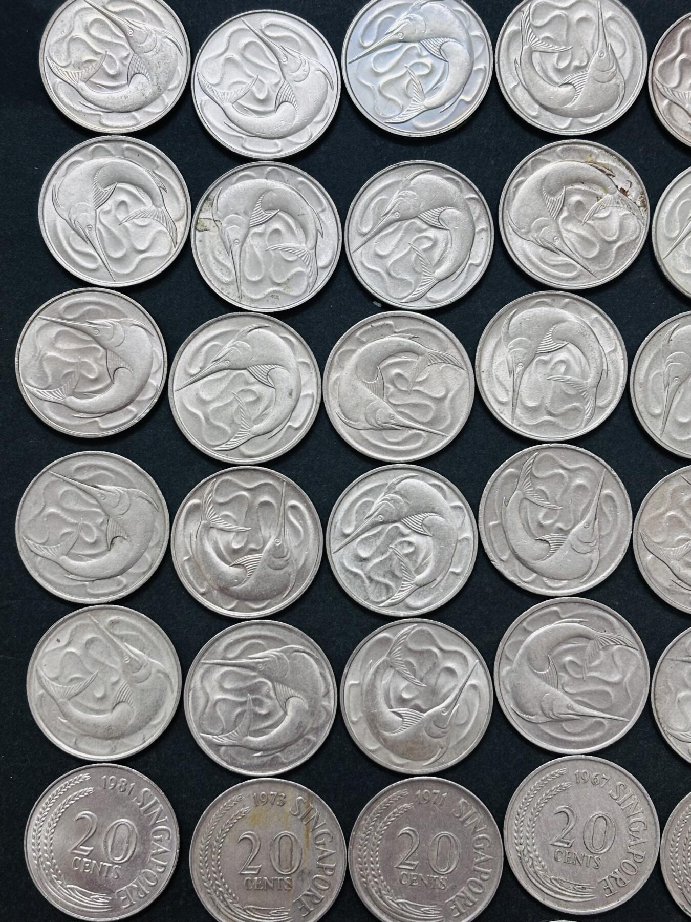 文馨钱币收藏 2026新年第四场（第 290 场）【长期接代拍品】 好品带光，原光品 1967-198×年新加坡老版 20 分剑鱼币，包含很多首发年，细节看图