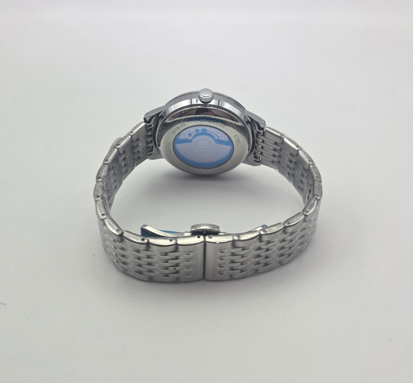 全新–未撕膜–男士手表