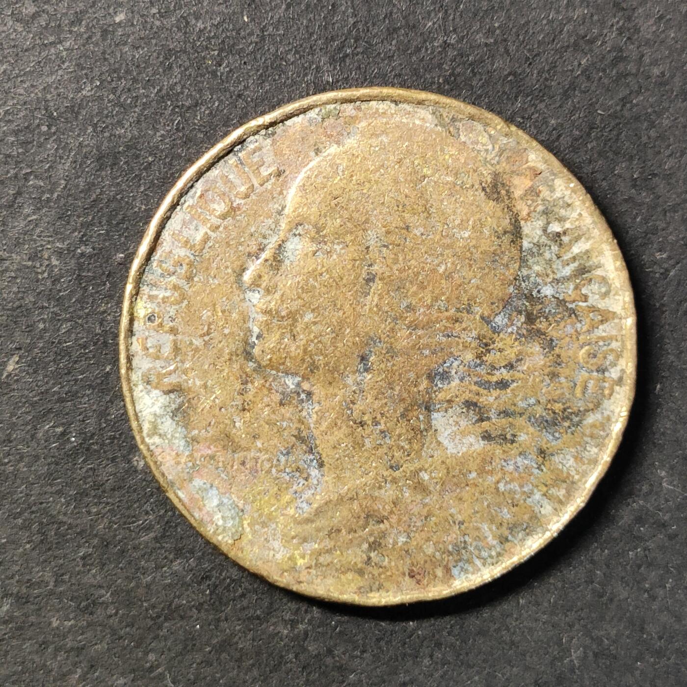 嘉禾收藏    【第445期】            无佣金、可寄存、满30元包邮 币一枚