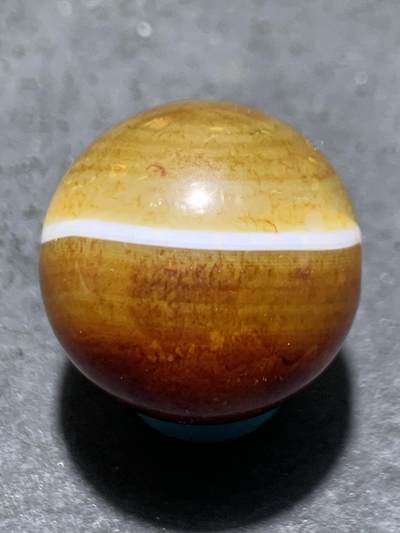 精美一线高玉化缠丝玛瑙2.0圆珠一颗， - 精美一线高玉化缠丝玛瑙2.0圆珠一颗，