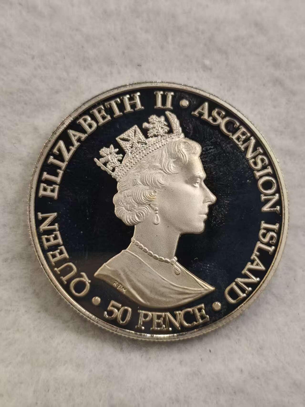 G&W世界散币，银币处理专场（第44场） 阿森松2002年50便士 伊丽莎白二世登基50周年   克朗型