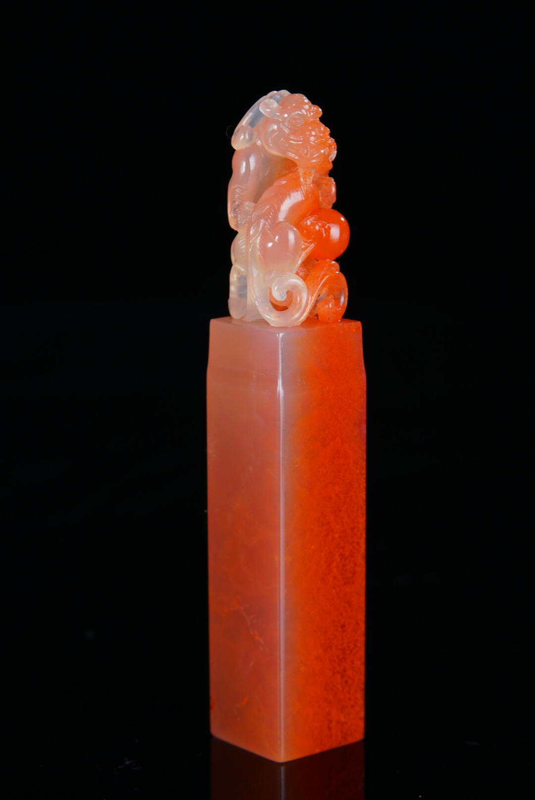 方寸藏珍·寿山田黄印章专场（一） 寿山高山石《螭龙戏珠》印章