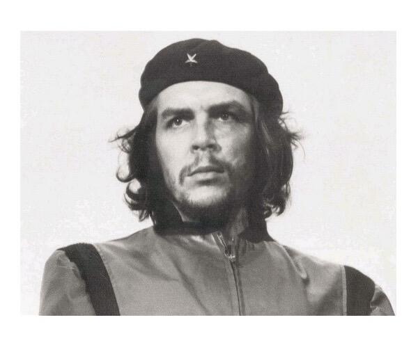 意大利造 世界伟人切格瓦拉解放拉美 高浮雕精制镀银章 35MM