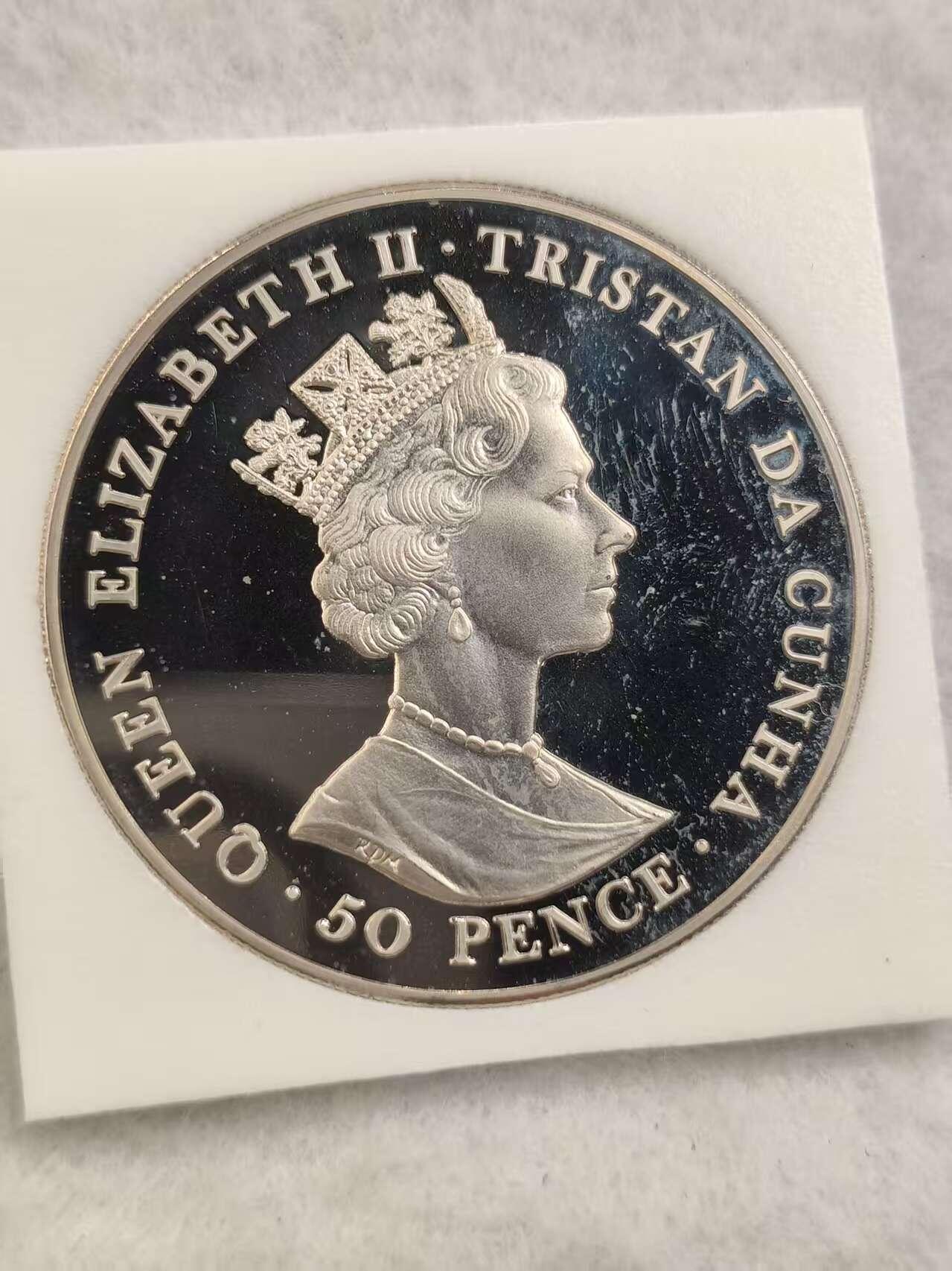 G&W世界散币，银币处理专场（第44场） 特里斯坦达库尼亚2001年50便士 维多利亚女王逝世100周年  克朗型