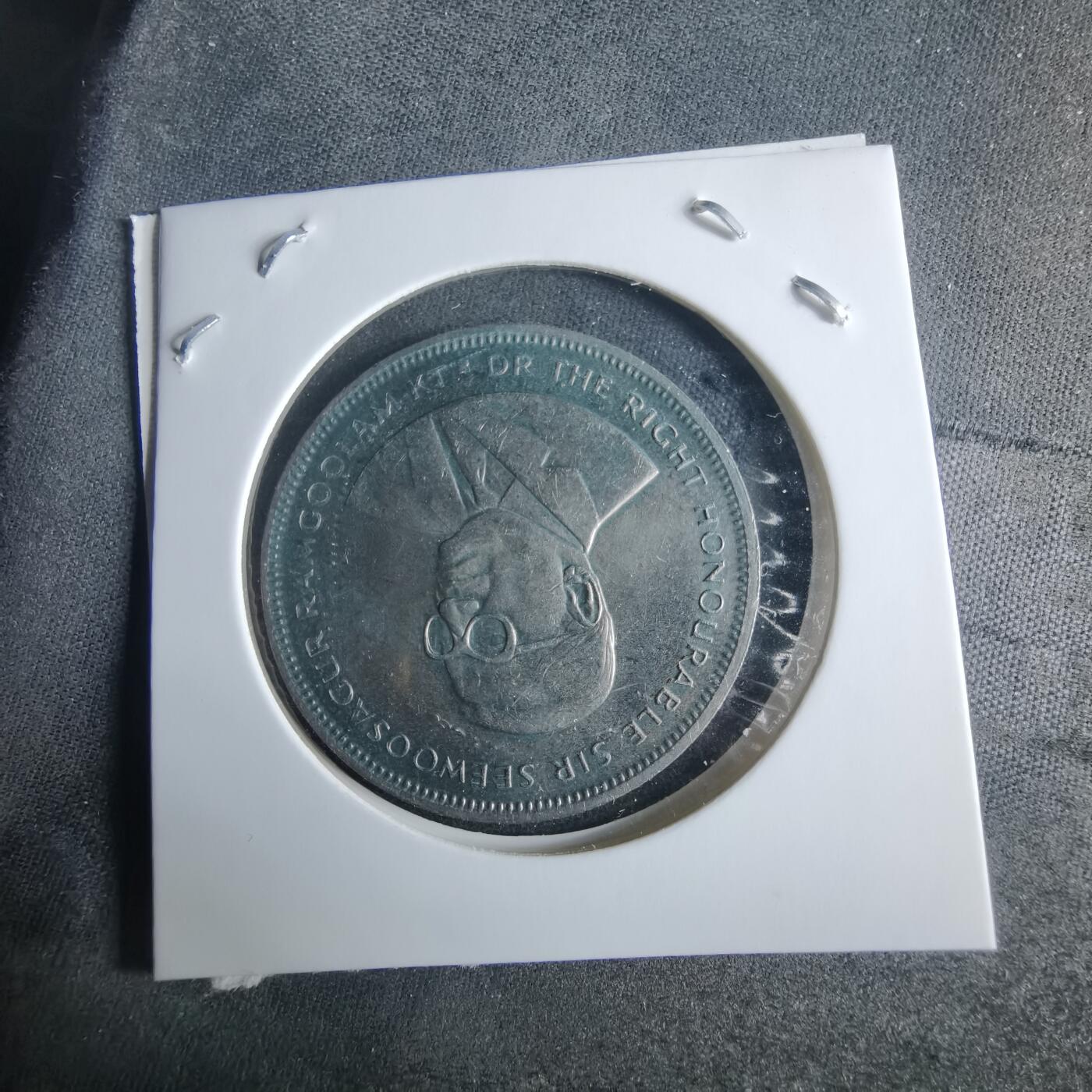 沼泽如烟--第970场 毛里求斯1992年5卢比