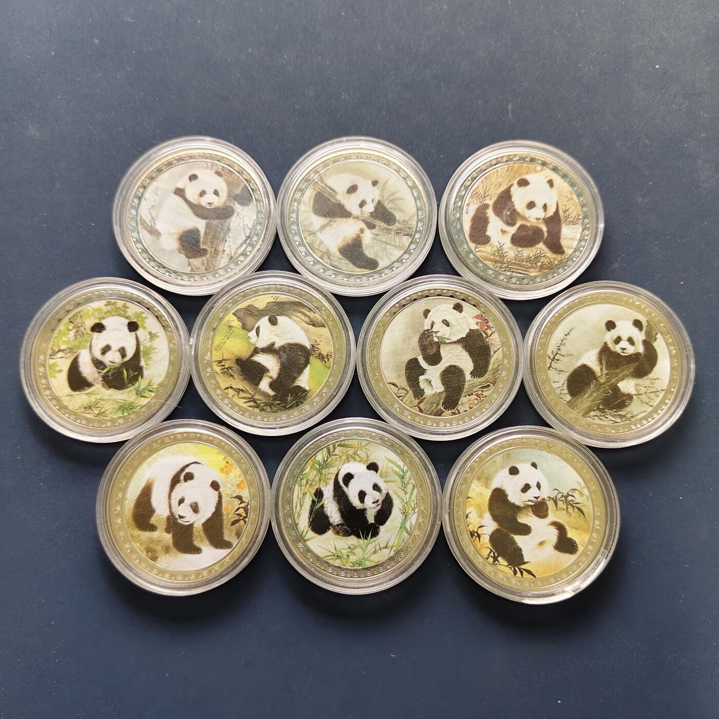 【全场包邮】纯粹捡漏拍496场-持续更新中 【纪念章】熊猫彩色纪念章10枚全套