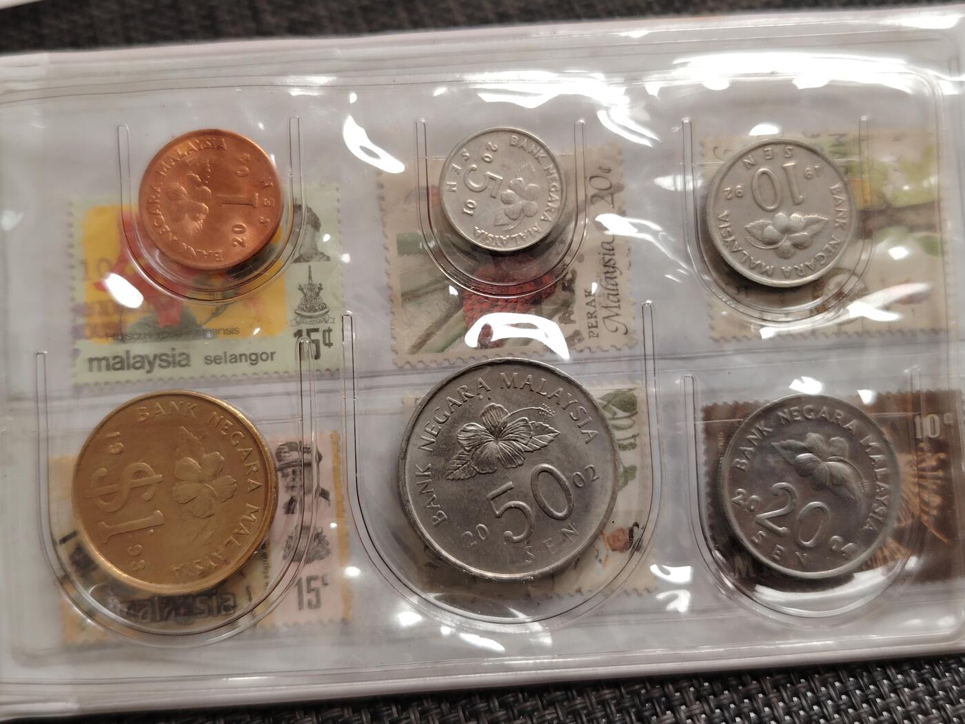 布加迪🐬～世界钱币(上海)🌾第 271 期 /  各国套币和散币